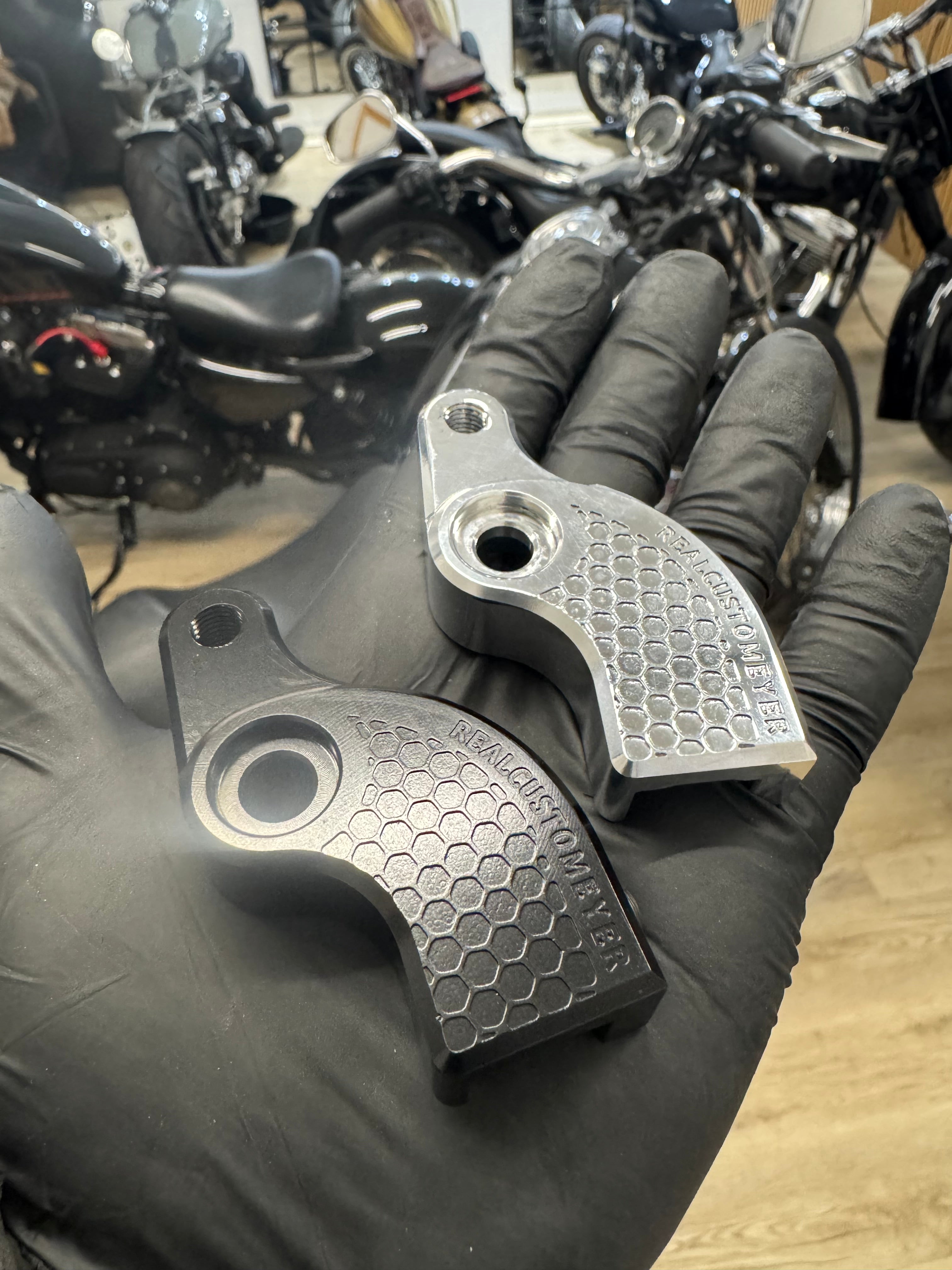 RealCustomeyer Shift Real – Schalterleichterung für verschiedene Harley Davidson Modelle