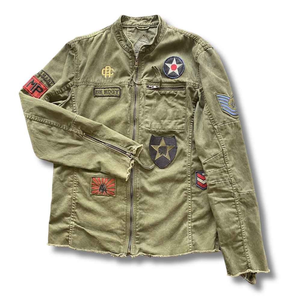 RealCustomeyer® Motorradjacke – Grüner Statement-Look mit Stickerei & Aufnähern